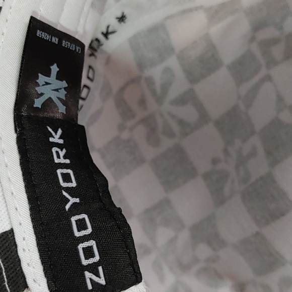 Zoo York Black & White Checkered Unisex Bucket Hat - Picture 9 of 10